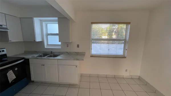 $1,490 | 2420 Johnson Street, Unit 204, Hollywood, FL 33020