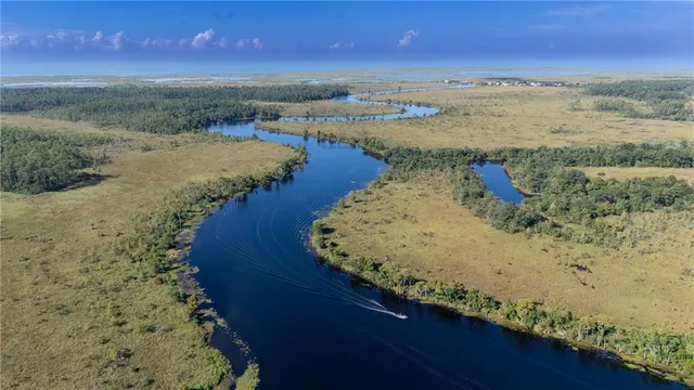 $449,900 | 59232 Pine Bay Lane, Lacombe, LA 70445