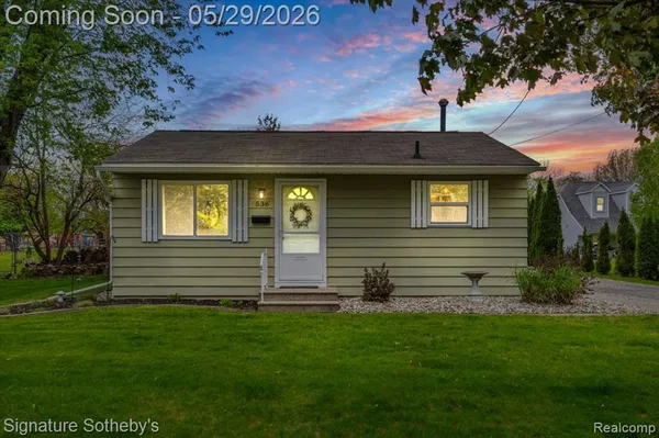 $207,000 | 536 Wood Street, Fenton, MI 48430