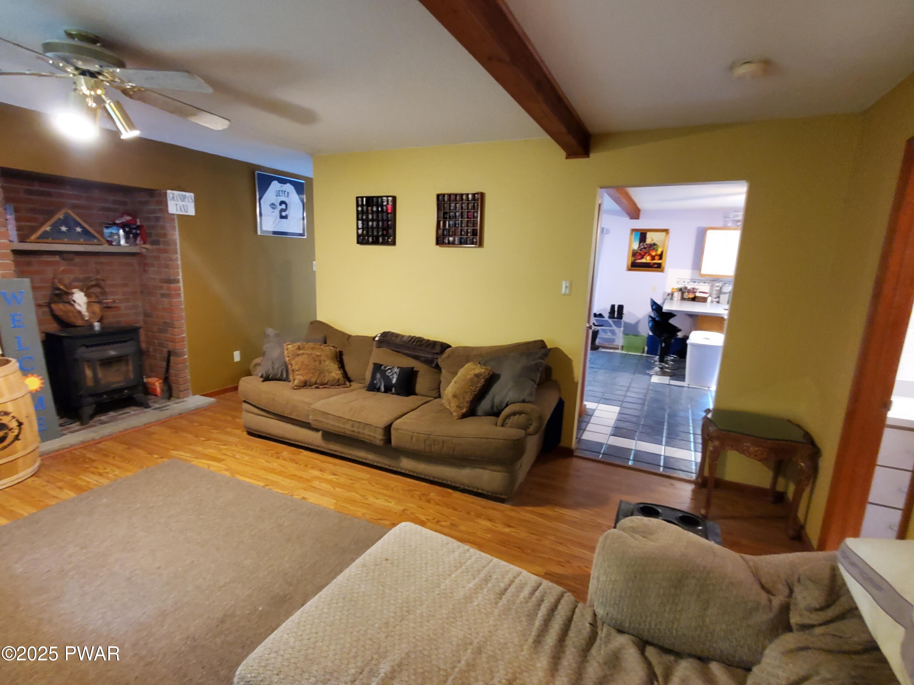 188 Forest Ridge Drive Hawley, PA 18428 - Photo 6 of 70 Living