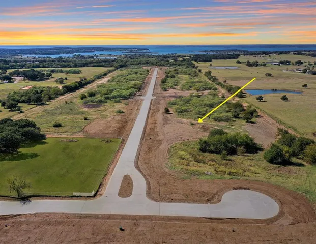 $1,080,000 | 720 Vest Lane, Pilot Point, TX 76258