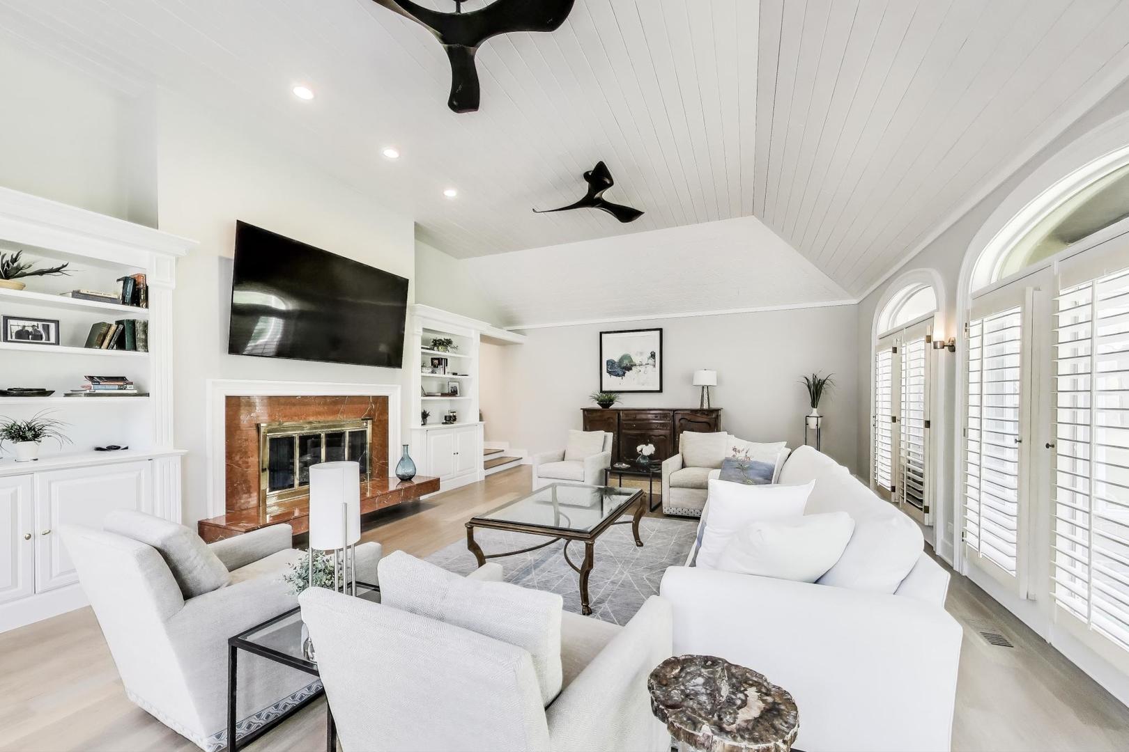 1710 Devonshire Lane Lake Forest, IL 60045 - Photo 14 of 43