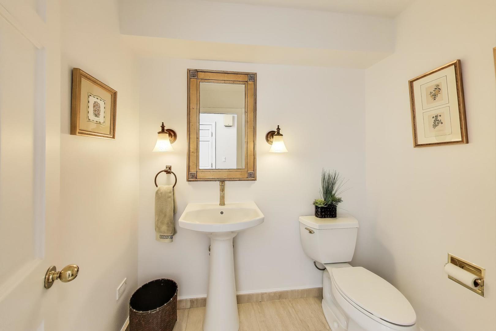 1710 Devonshire Lane Lake Forest, IL 60045 - Photo 19 of 43