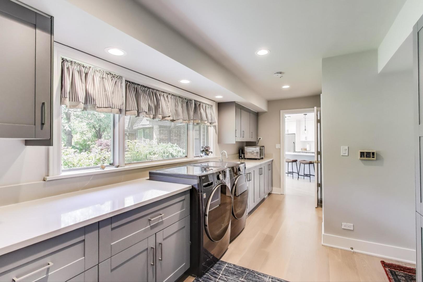 1710 Devonshire Lane Lake Forest, IL 60045 - Photo 25 of 43