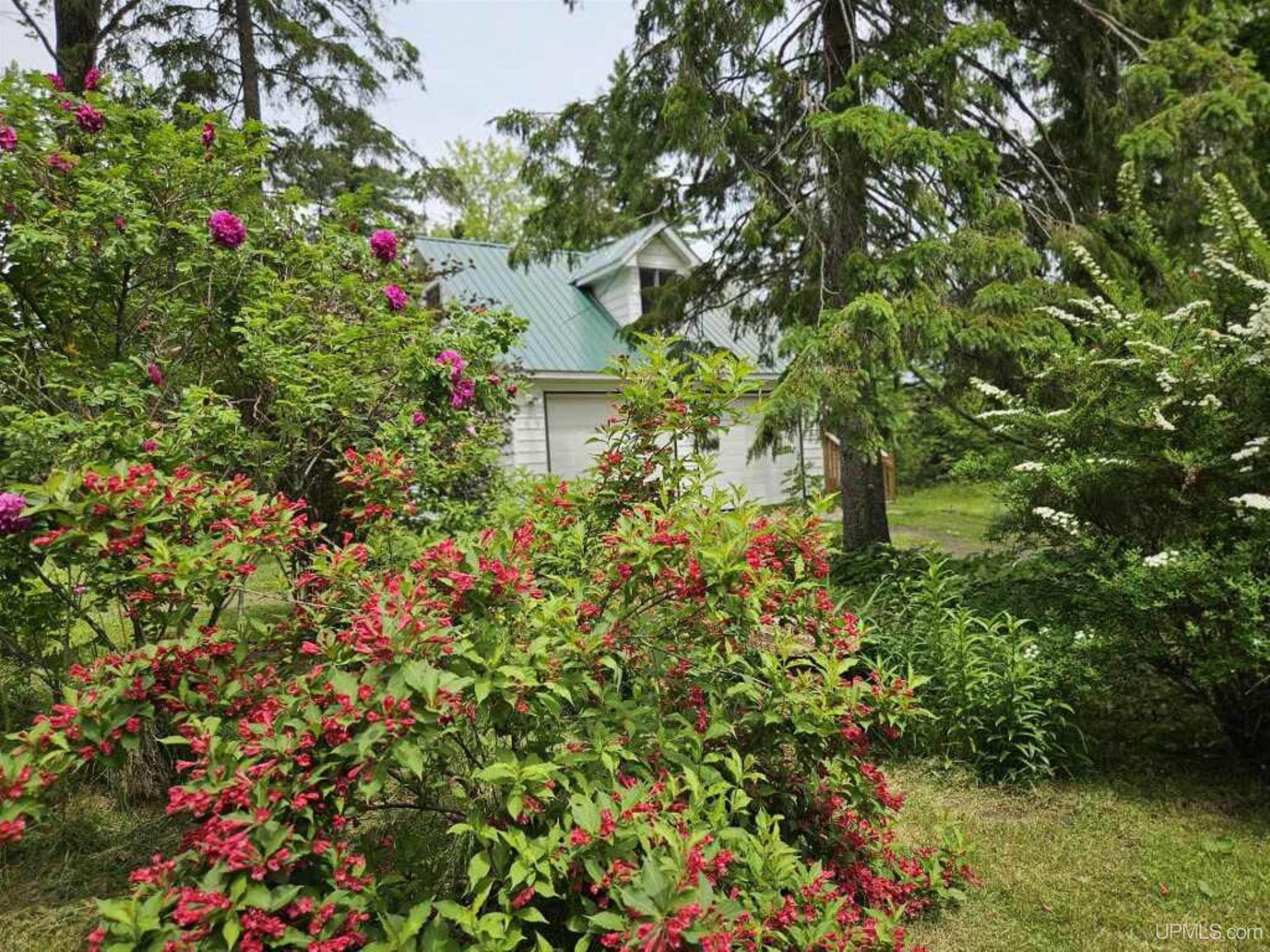 11293 Des Rochers Road Pelkie, MI 49958 - Photo 42 of 46 Gallery Image 42