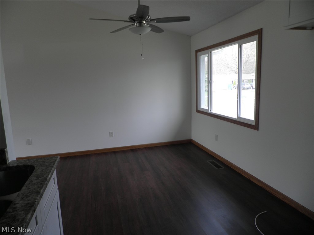 241 Ledge Road Northfield, OH 44067 - Photo 6 of 15 Eating area in kitchen