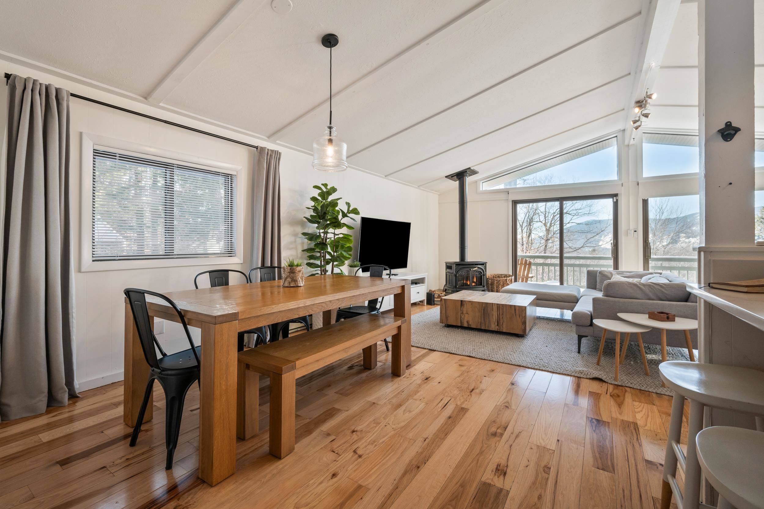 104 Alpstrausse Bartlett, NH 03845 - Photo 13 of 44