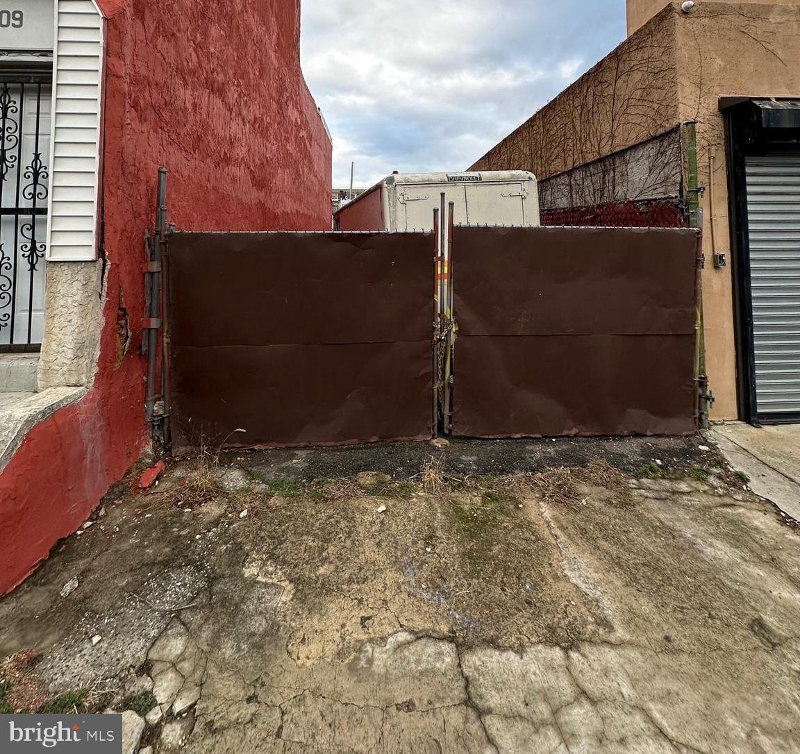 1911 East Cumberland St  