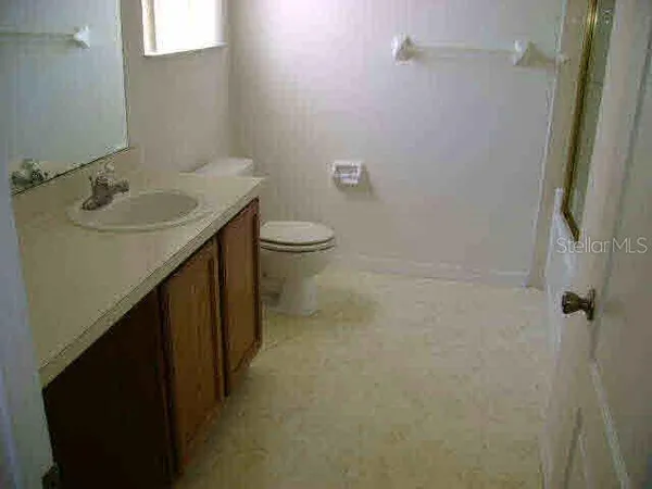 $2,195 | 12705 Woodbury Glen Drive, Orlando, FL 32828