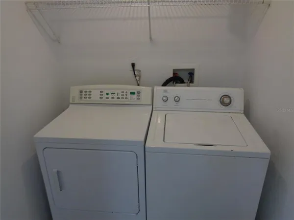 $2,195 | 12705 Woodbury Glen Drive, Orlando, FL 32828