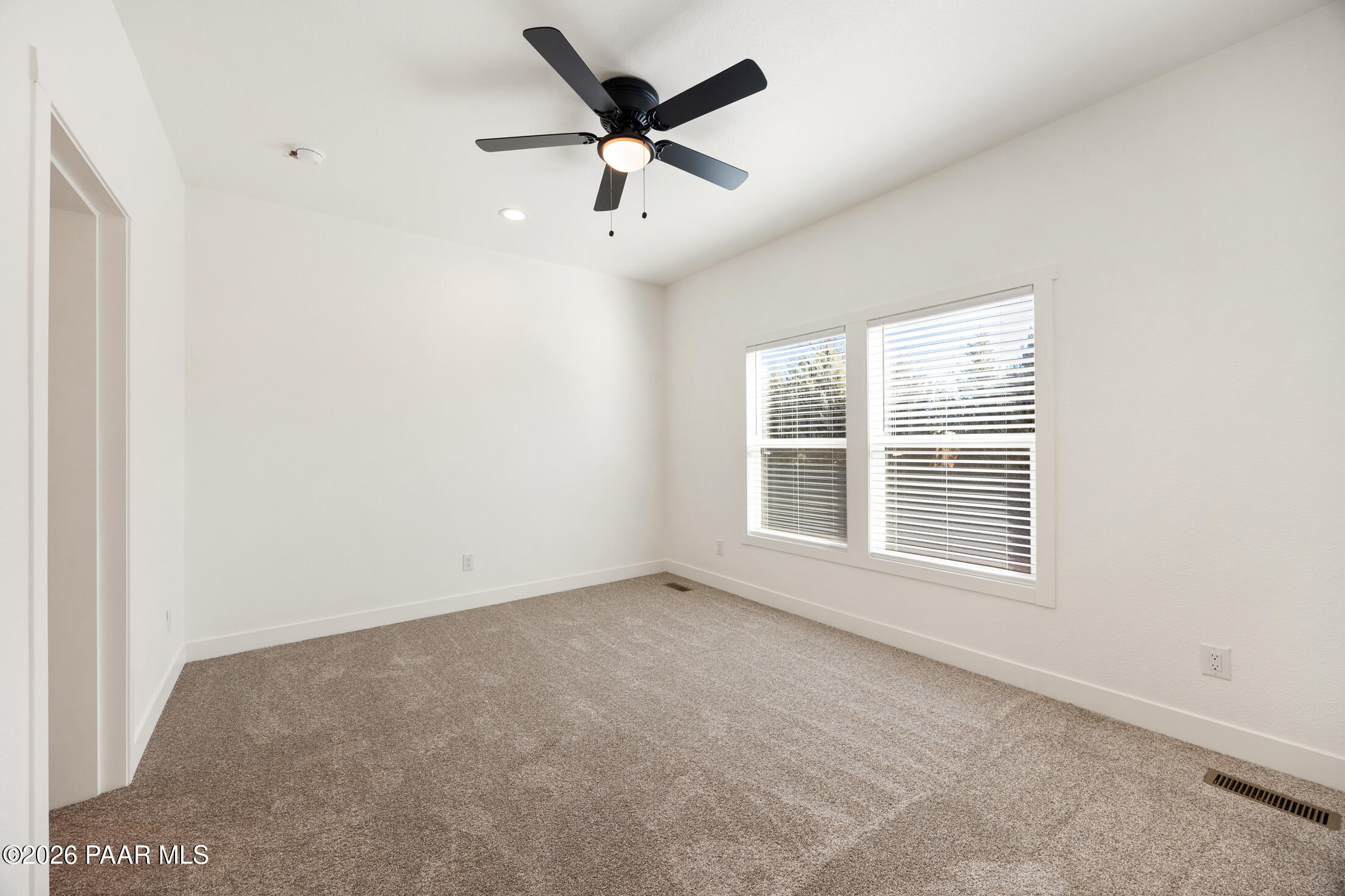 360 Granada Drive Paulden, AZ 86334 - Photo 24 of 26 _Q0B0699