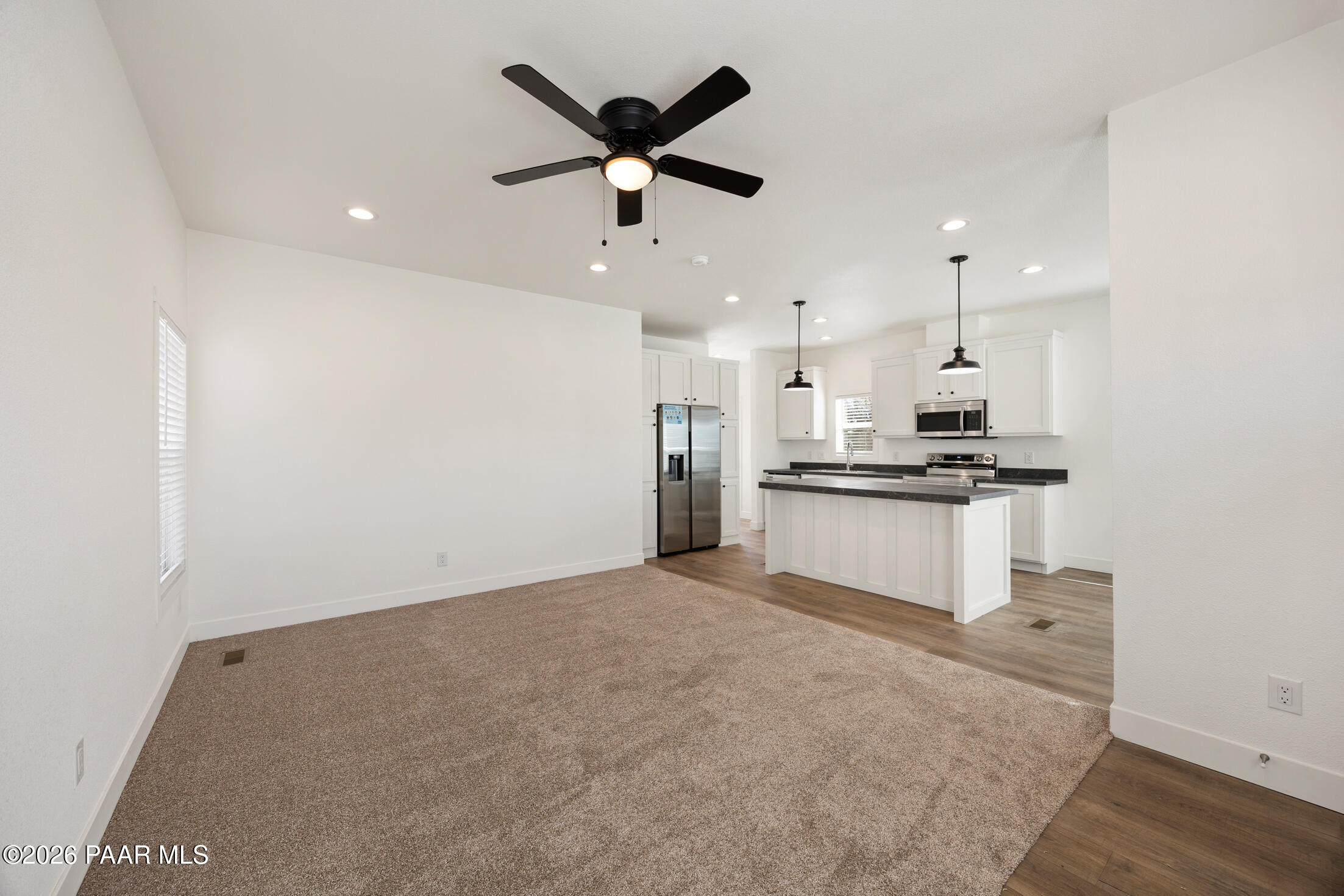 360 Granada Drive Paulden, AZ 86334 - Photo 8 of 26 _Q0B0669