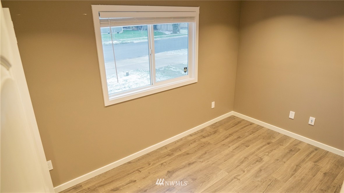 3436 Southeast 5th Street Renton, WA 98058 - Photo 13 of 28 a view of empty room with window