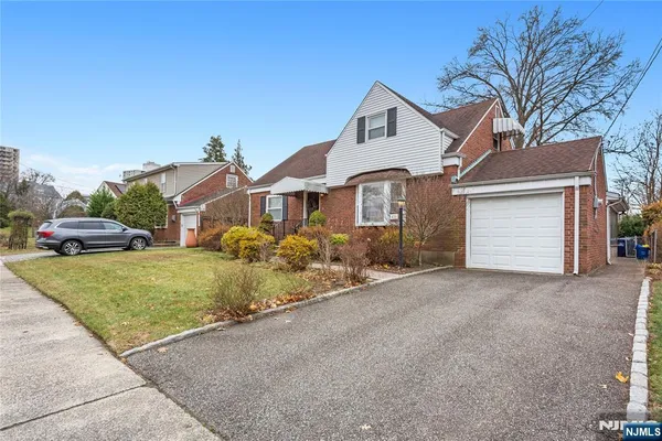 $678,000 | 431 Blanchard Terrace, Hackensack, NJ 07601