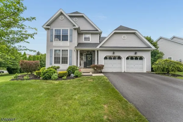 $599,900 | 5 Jade Lane, Phillipsburg, NJ 08865