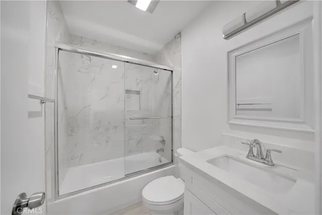 $2,750 | 16722 Goldenwest Street, Unit 3, Huntington Beach, CA 92647