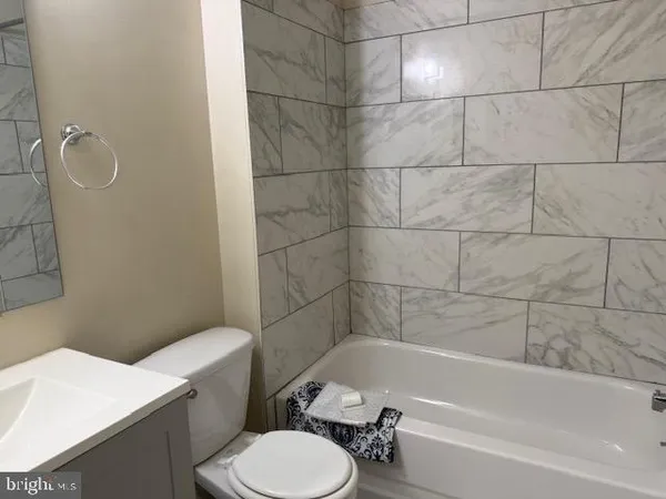 $2,100 | 3304 Golf View Drive, Newark, DE 19702