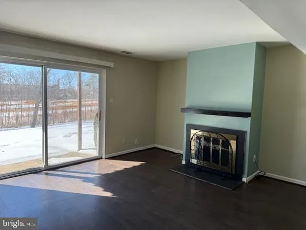 $2,100 | 3304 Golf View Drive, Newark, DE 19702