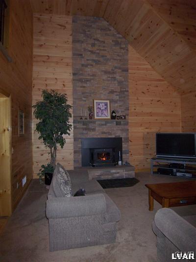8756 South Loop Road Slatington, PA 18080 - Photo 11 of 25 Gallery Image 11