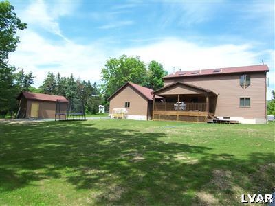 8756 South Loop Road Slatington, PA 18080 - Photo 4 of 25 Gallery Image 4