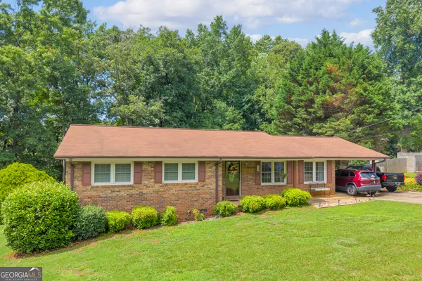 $225,000 | 751 Collier Road, Toccoa, GA 30577