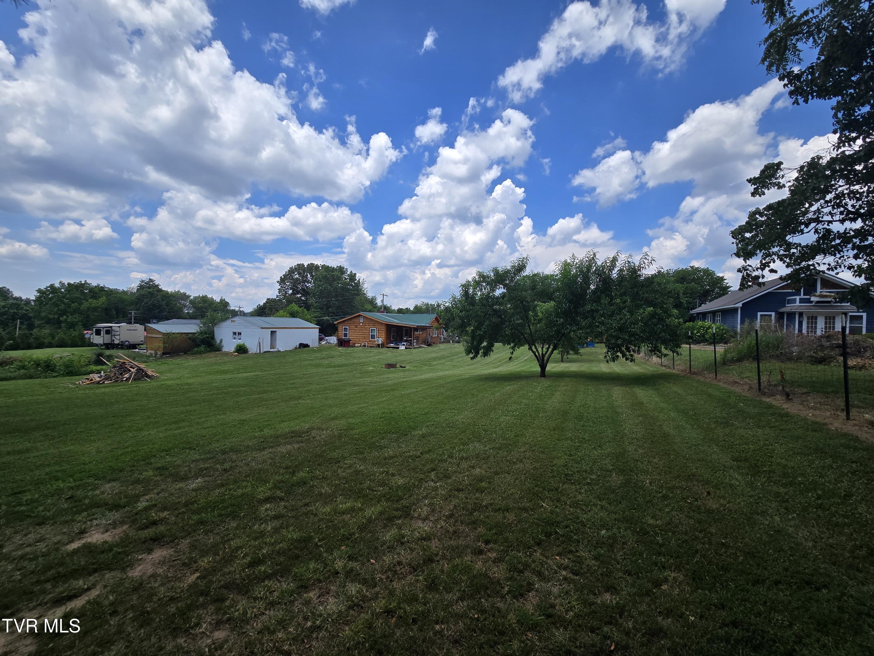 373 Cedar Grove Road Johnson City, TN 37601 - Photo 15 of 41 20250709_131233