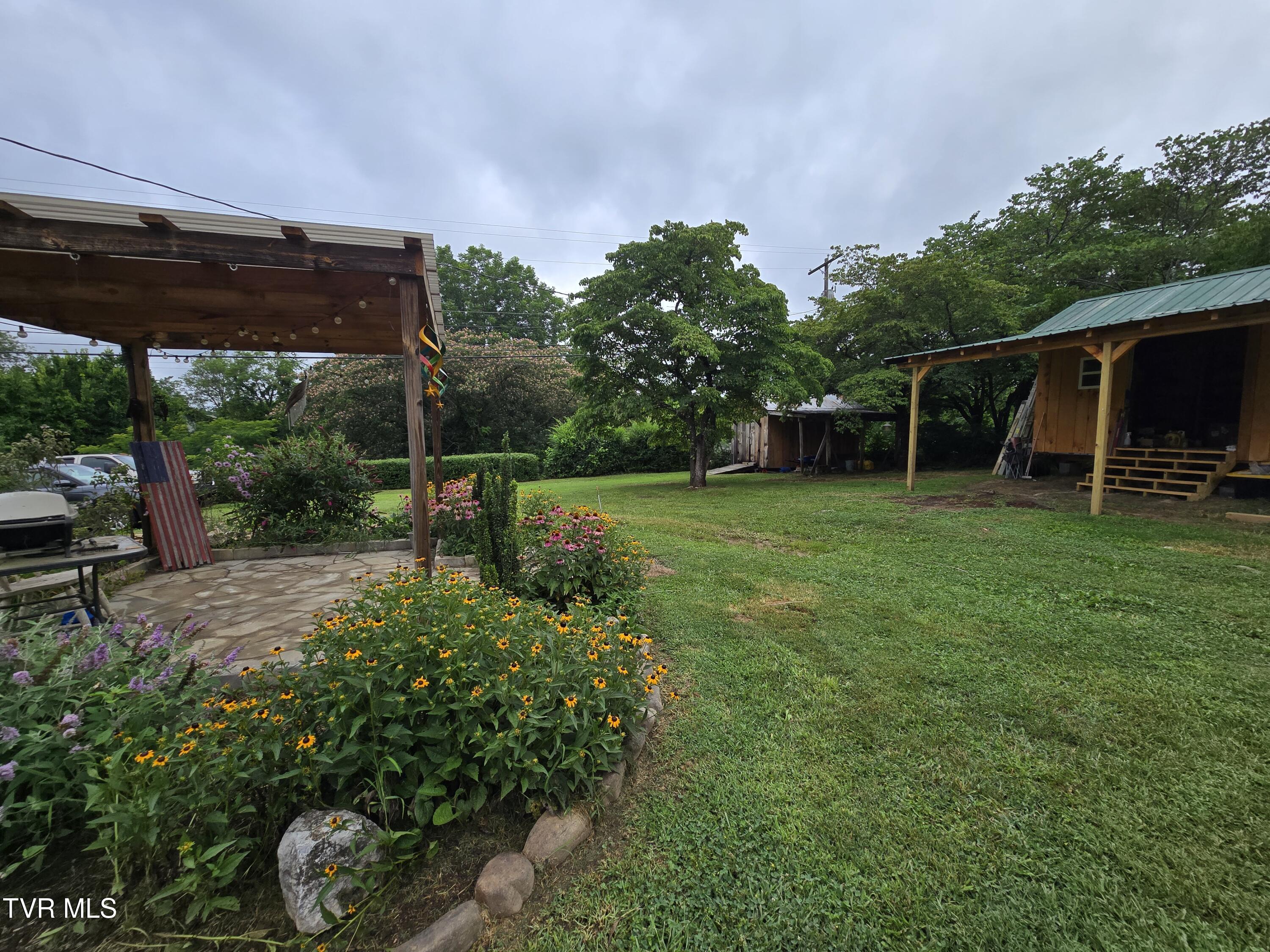 373 Cedar Grove Road Johnson City, TN 37601 - Photo 8 of 41 20250710_103230