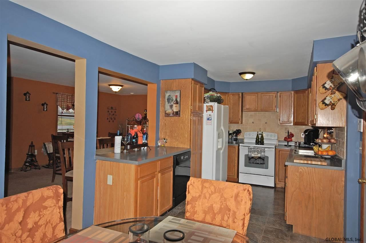 173 New Turnpike Road Troy, NY 12182 - Photo 11 of 25 Photo 11