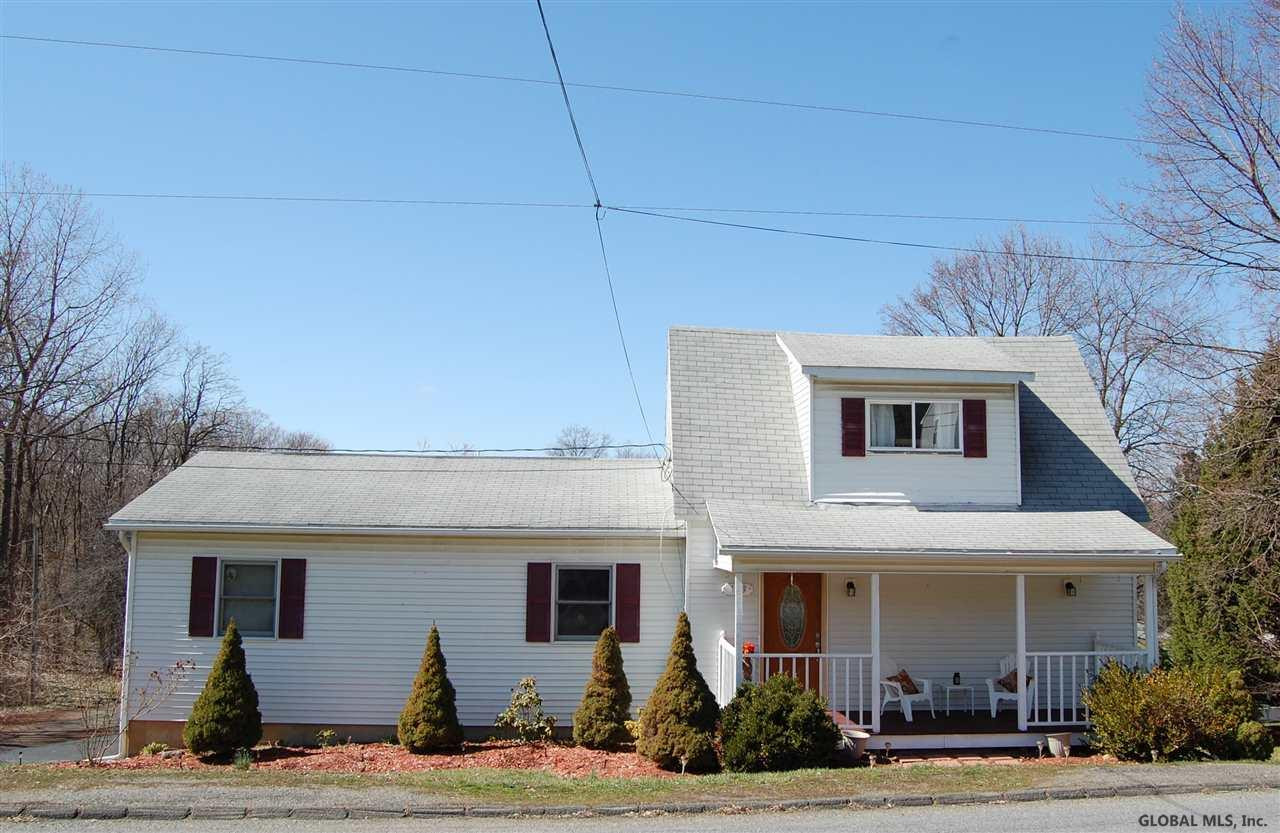 173 New Turnpike Road Troy, NY 12182 - Photo 3 of 25 Photo 3