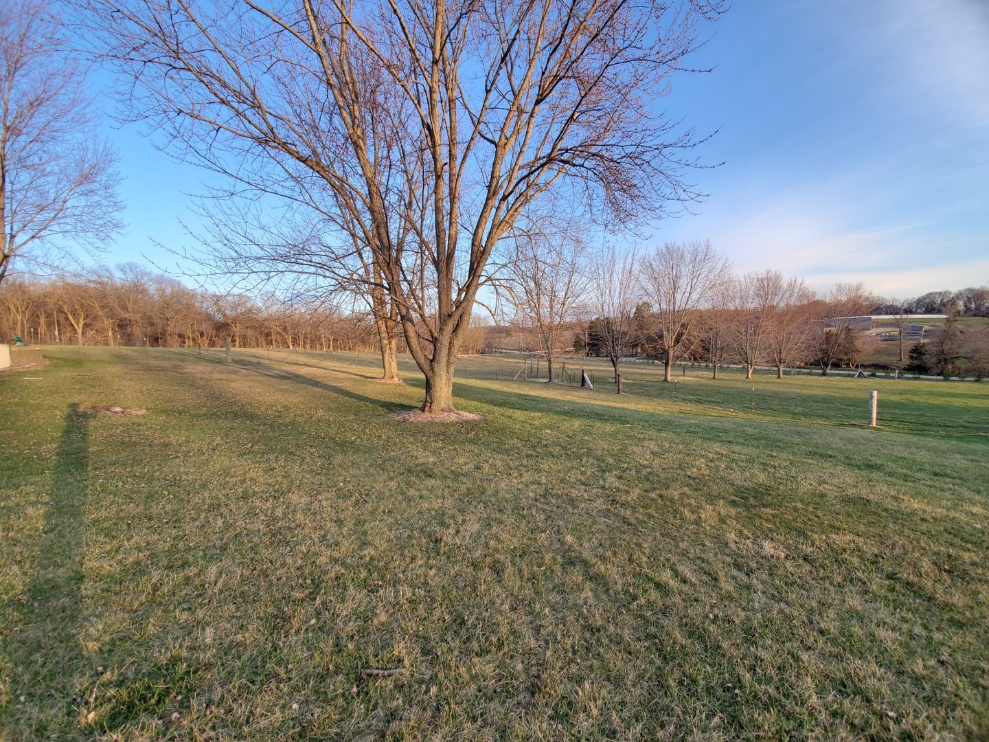 5130 West Edgewood Road Dixon, IL 61021 - Photo 2 of 23
