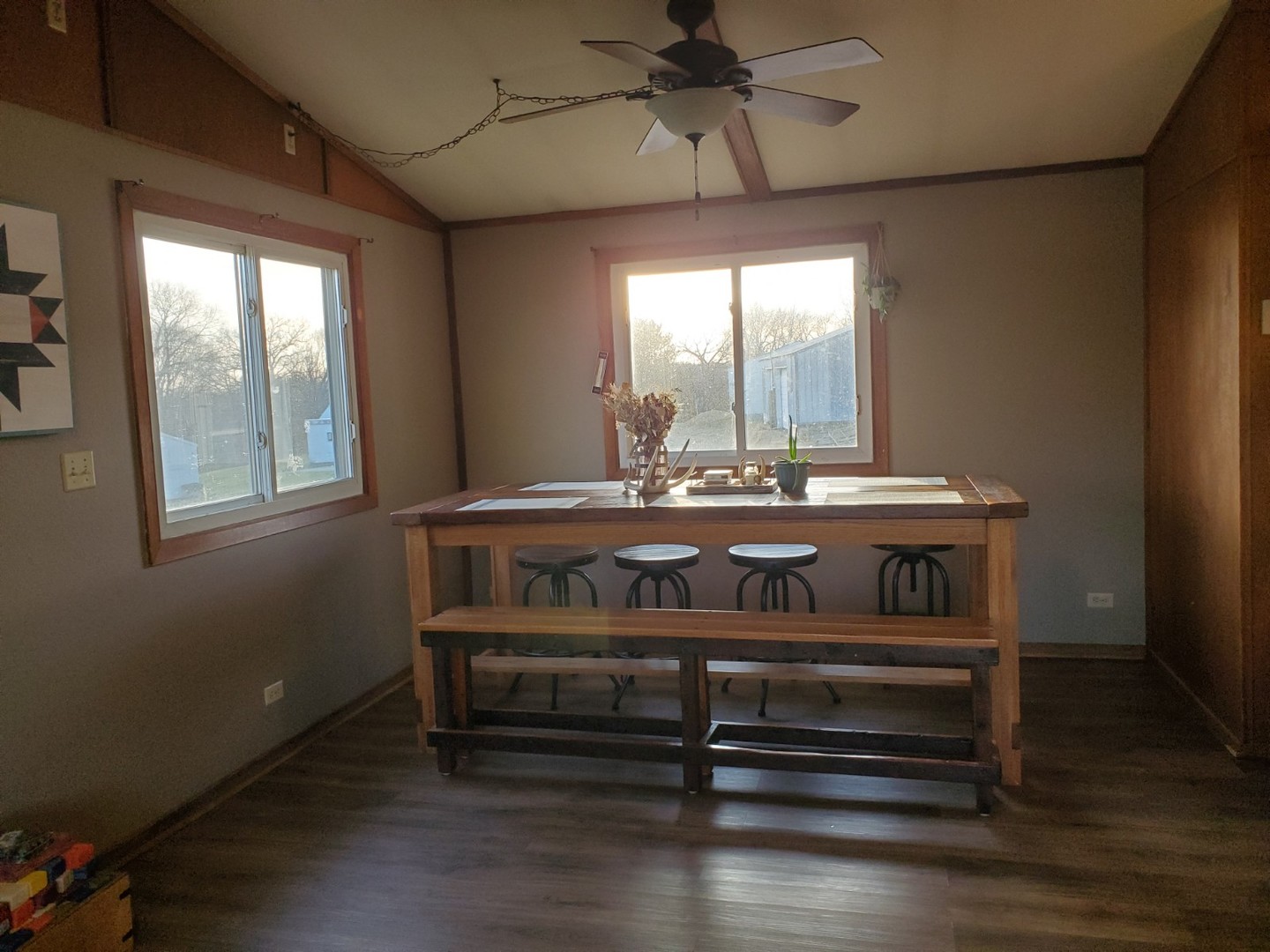5130 West Edgewood Road Dixon, IL 61021 - Photo 9 of 23