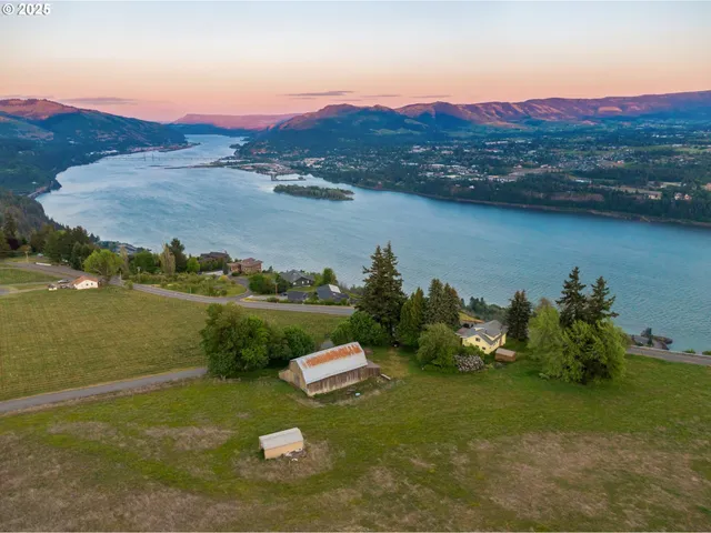 $3,900,000 | 11 Wess Road, Underwood, WA 98651