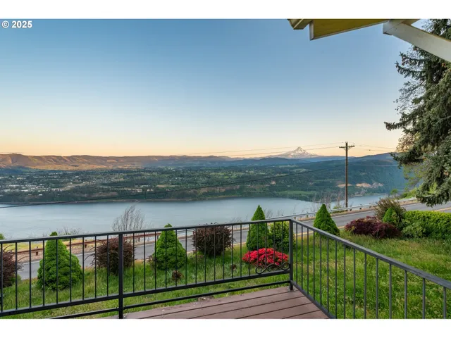 $3,900,000 | 11 Wess Road, Underwood, WA 98651