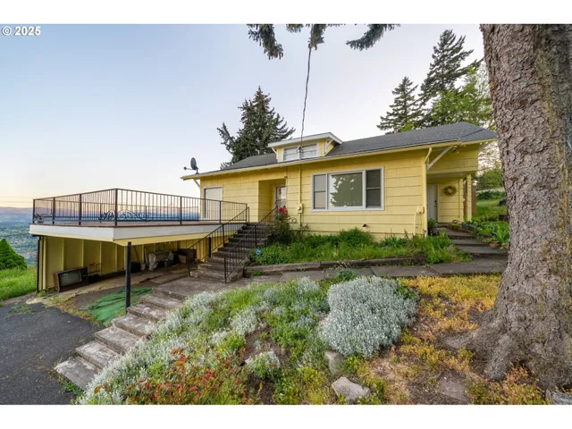 $3,900,000 | 11 Wess Road, Underwood, WA 98651