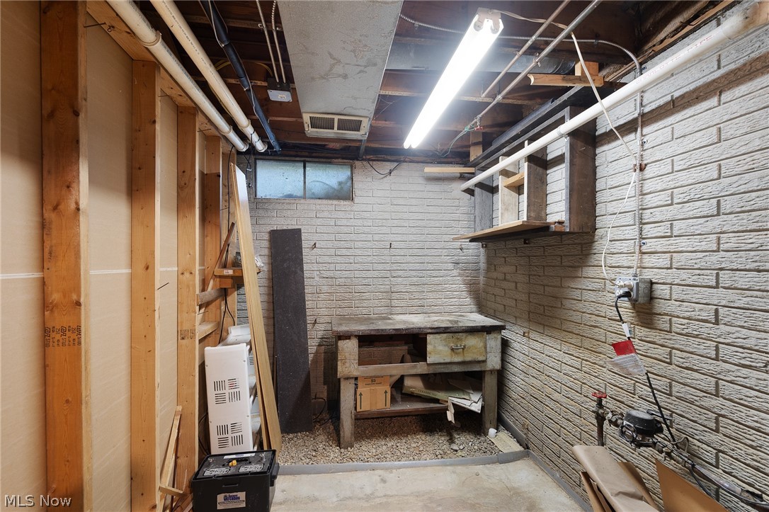 6720 Brookside Road Independence, OH 44131 - Photo 33 of 38 workshop area in the mechanical room
