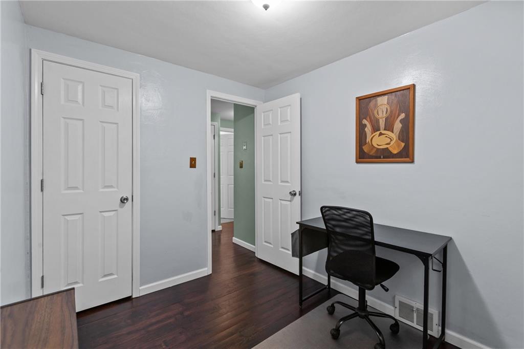 211 Bascom Avenue Pittsburgh, PA 15214 - Photo 19 of 28 Gallery Image 19