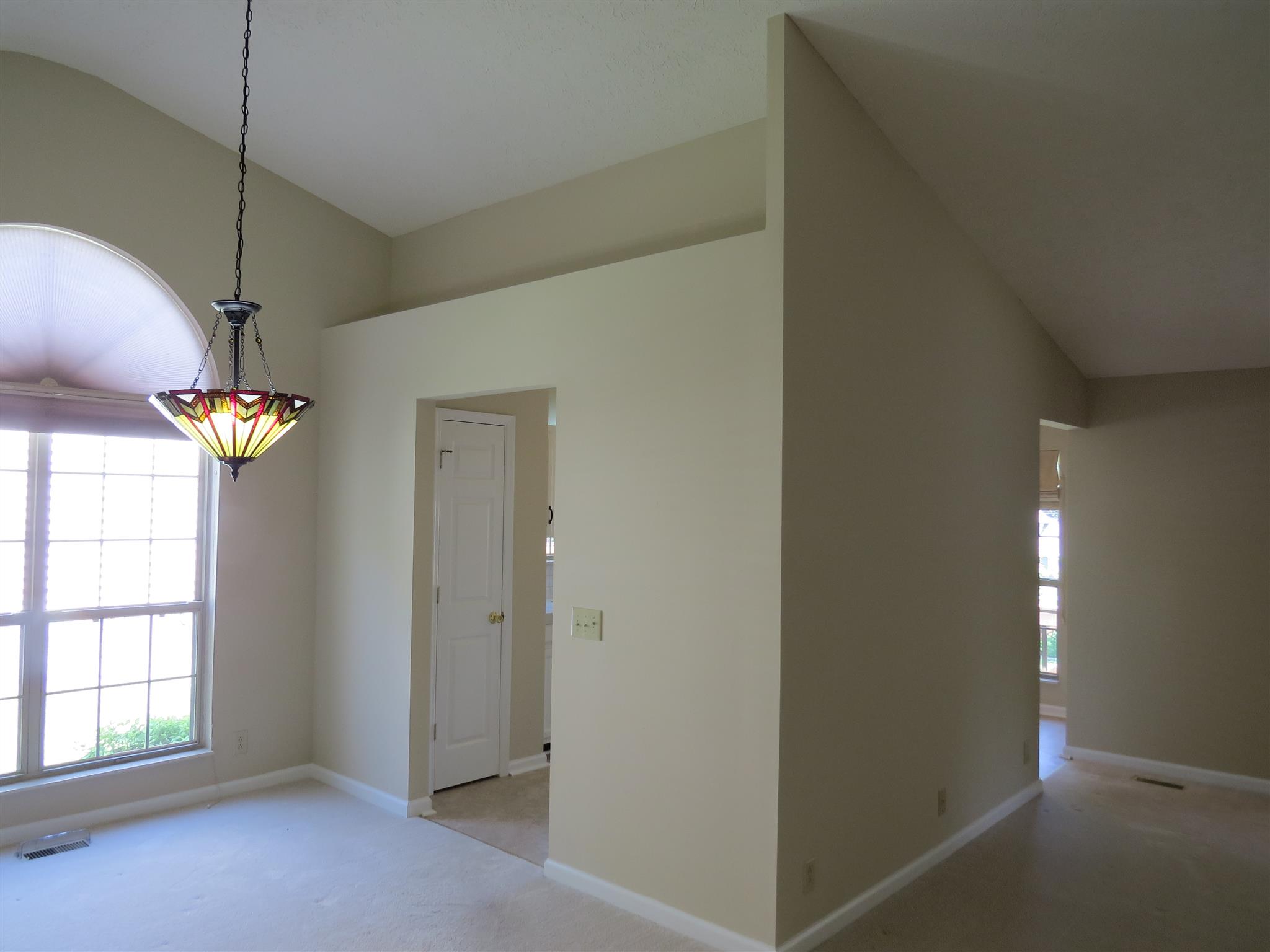 3416 Country Way Road Antioch, TN 37013 - Photo 11 of 28 Plant shelf in dining Room