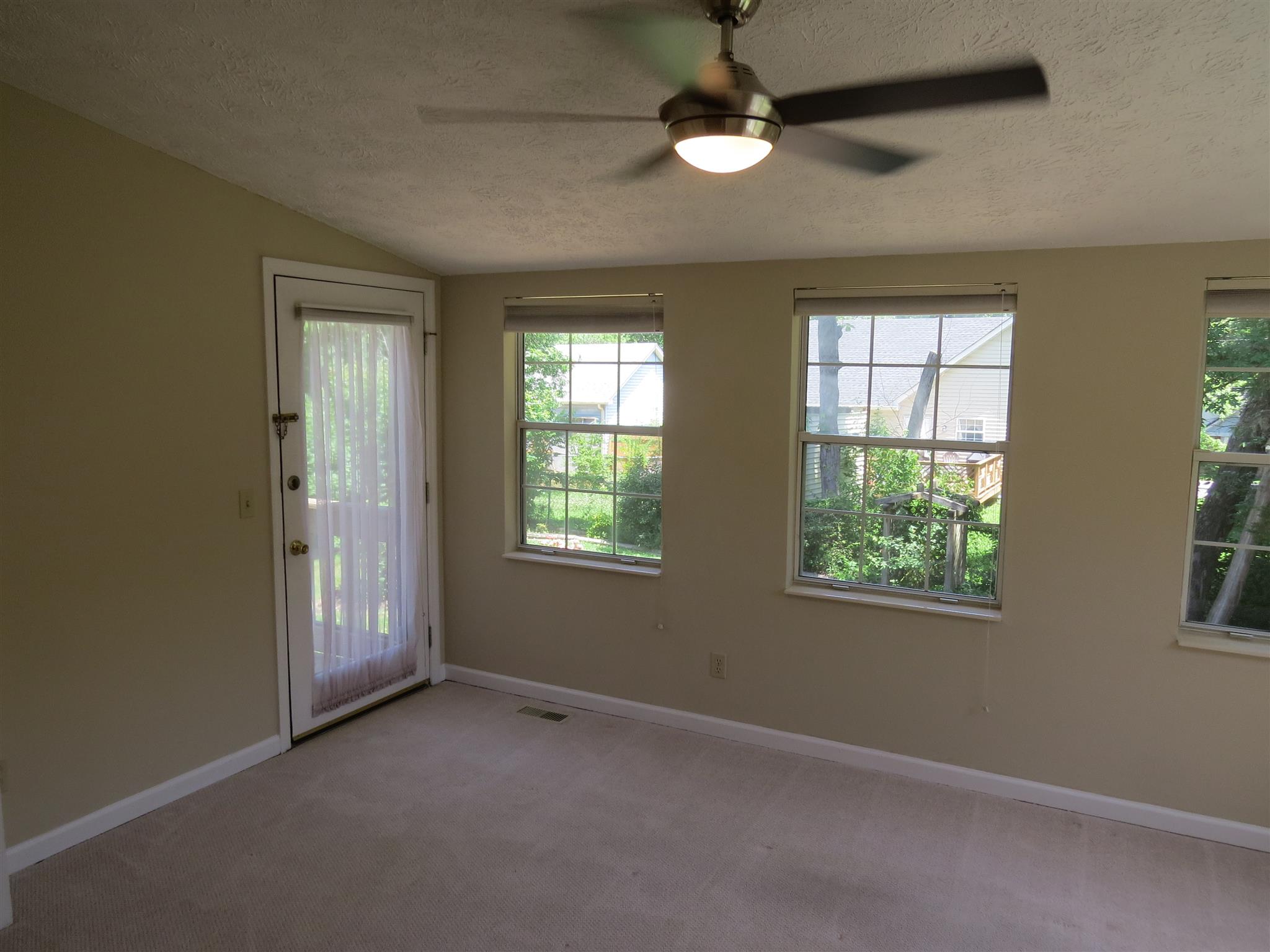 3416 Country Way Road Antioch, TN 37013 - Photo 13 of 28 Lots of windows