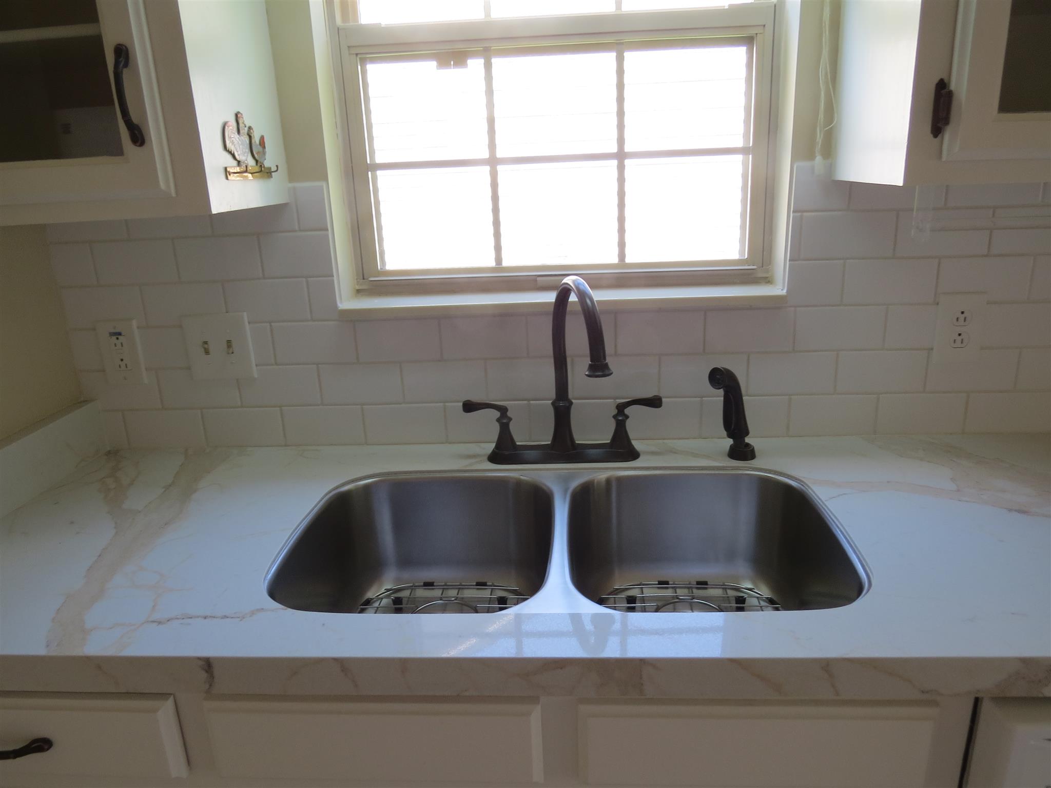 3416 Country Way Road Antioch, TN 37013 - Photo 7 of 28 New Sink with new hardware