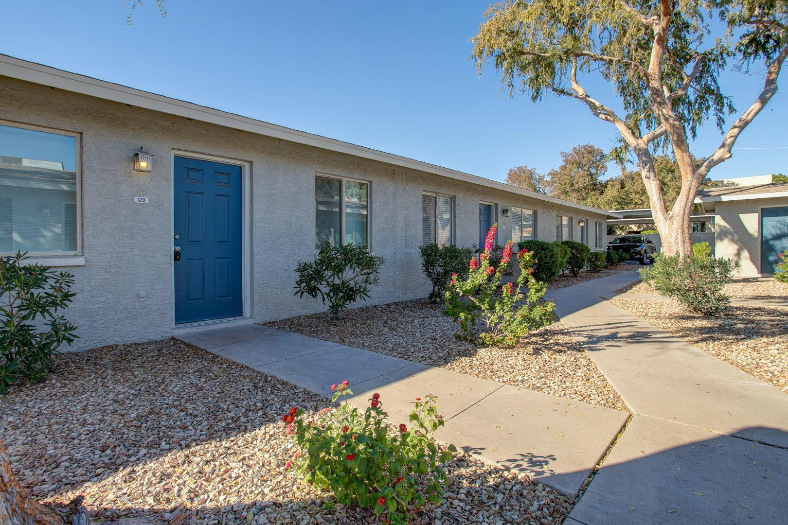 3402 North 32nd Street, Unit 129 Phoenix, AZ 85018 - Photo 4 of 33 Photo #5