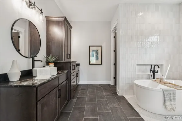 $824,900 | 1 Homestead Road, Lanexa, VA 23089