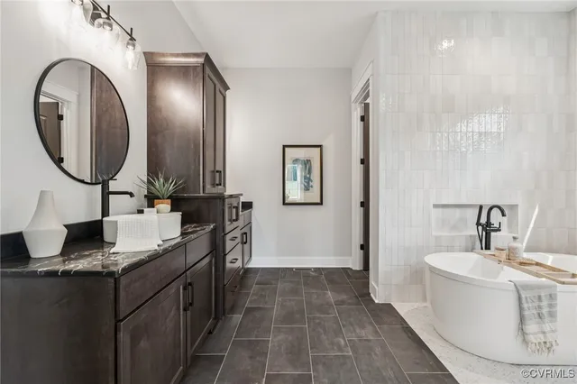 $824,900 | 1 Homestead Road, Lanexa, VA 23089