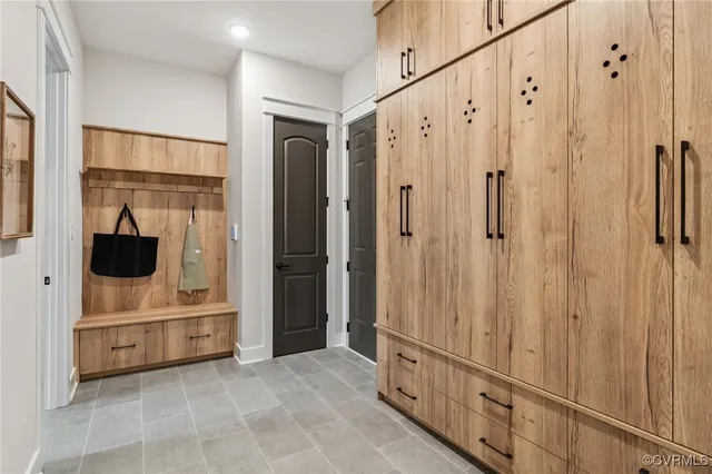 $824,900 | 1 Homestead Road, Lanexa, VA 23089