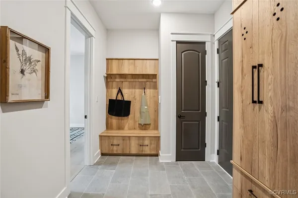 $824,900 | 1 Homestead Road, Lanexa, VA 23089