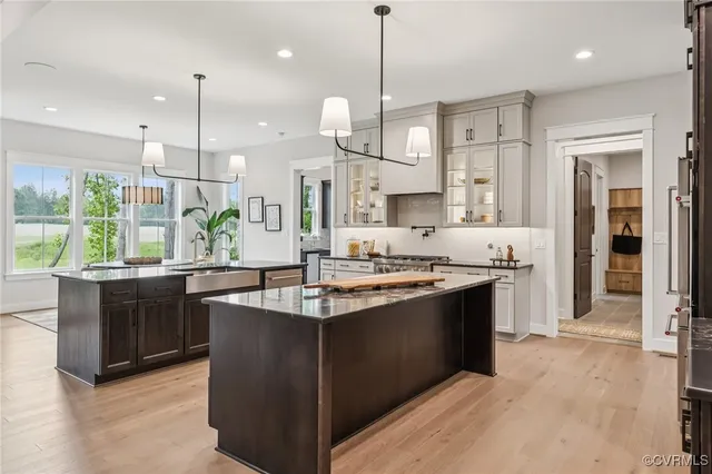 $824,900 | 1 Homestead Road, Lanexa, VA 23089