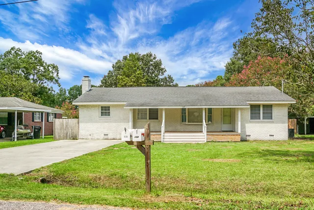 $324,990 | 109 Lyle Road, Goose Creek, SC 29445