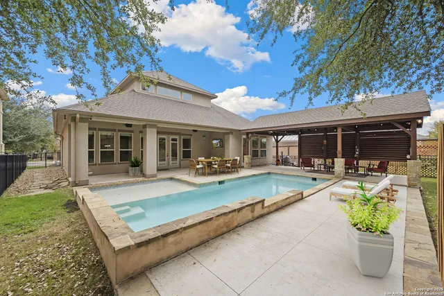 $825,000 | 2319 Dunmore Hill Drive, San Antonio, TX 78230