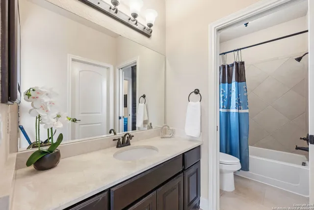 $825,000 | 2319 Dunmore Hill Drive, San Antonio, TX 78230