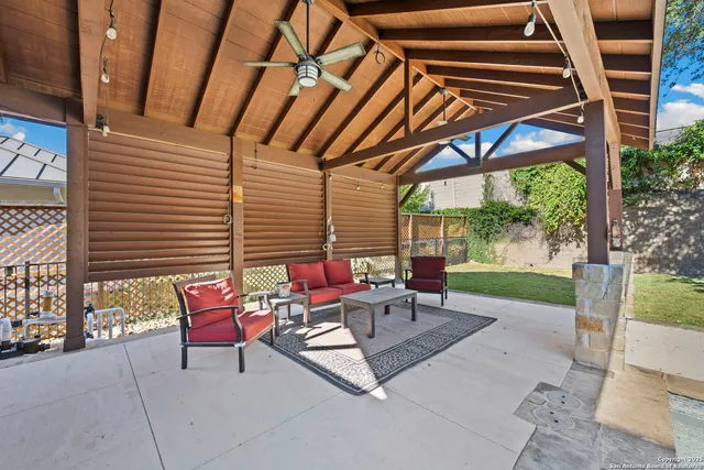 $825,000 | 2319 Dunmore Hill Drive, San Antonio, TX 78230