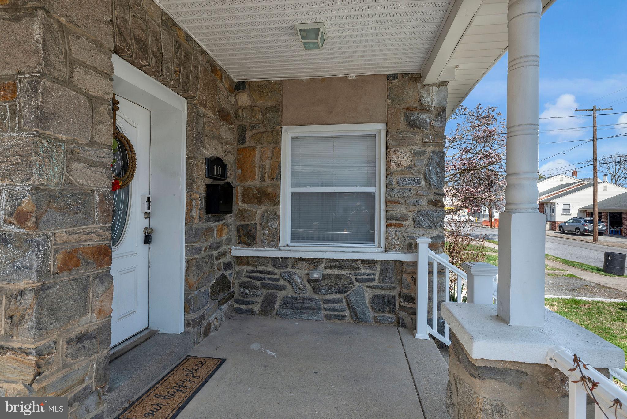 10 West Avon Road Brookhaven, PA 19015 - Photo 6 of 35 Gallery Image 6